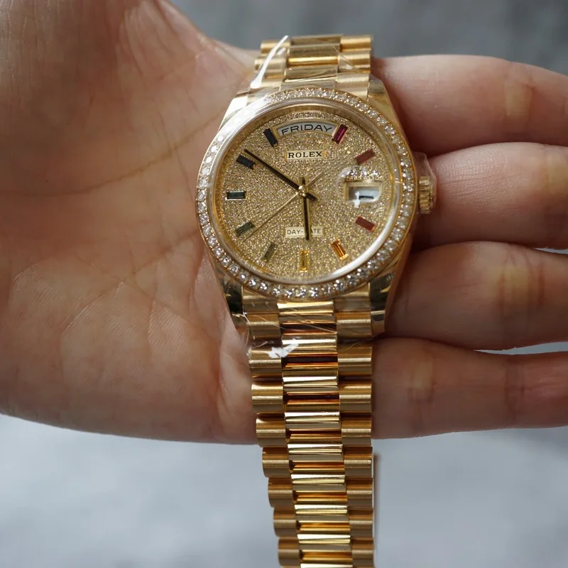Day-Date 36 Yellow Gold / Diamond / Paved-Rainbow / President
