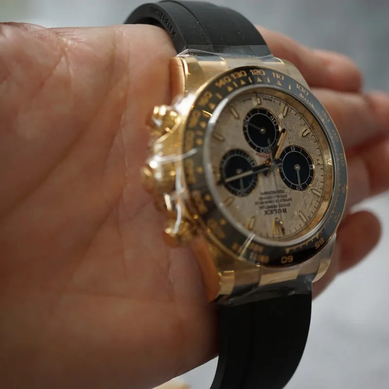 Thumb Cosmograph Daytona Yellow Gold - Cerachrom / Meteorite / Oysterflex