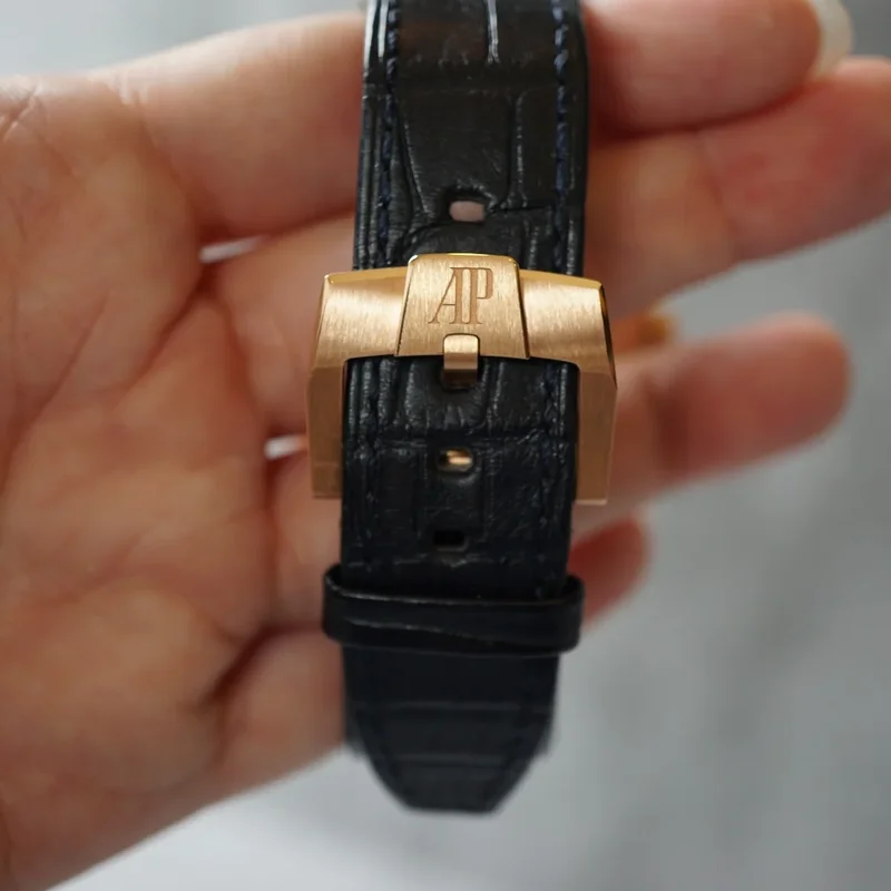 Thumb CODE 11.59 Automatic Pink Gold / Blue Gradient