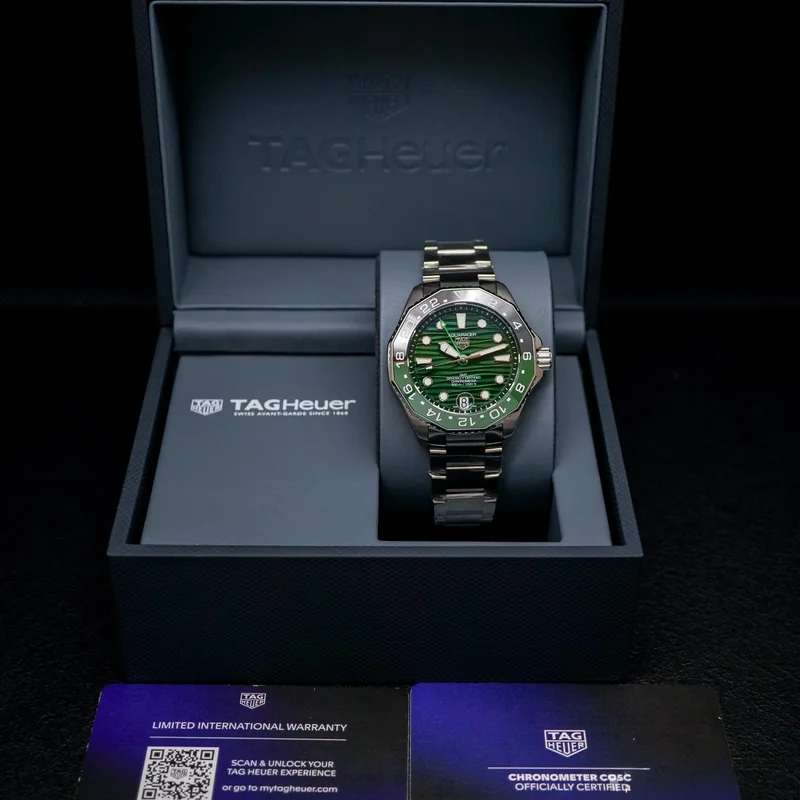 Thumb Aquaracer Professional 300 GMT Green Sunray Dial Steel Bracelet