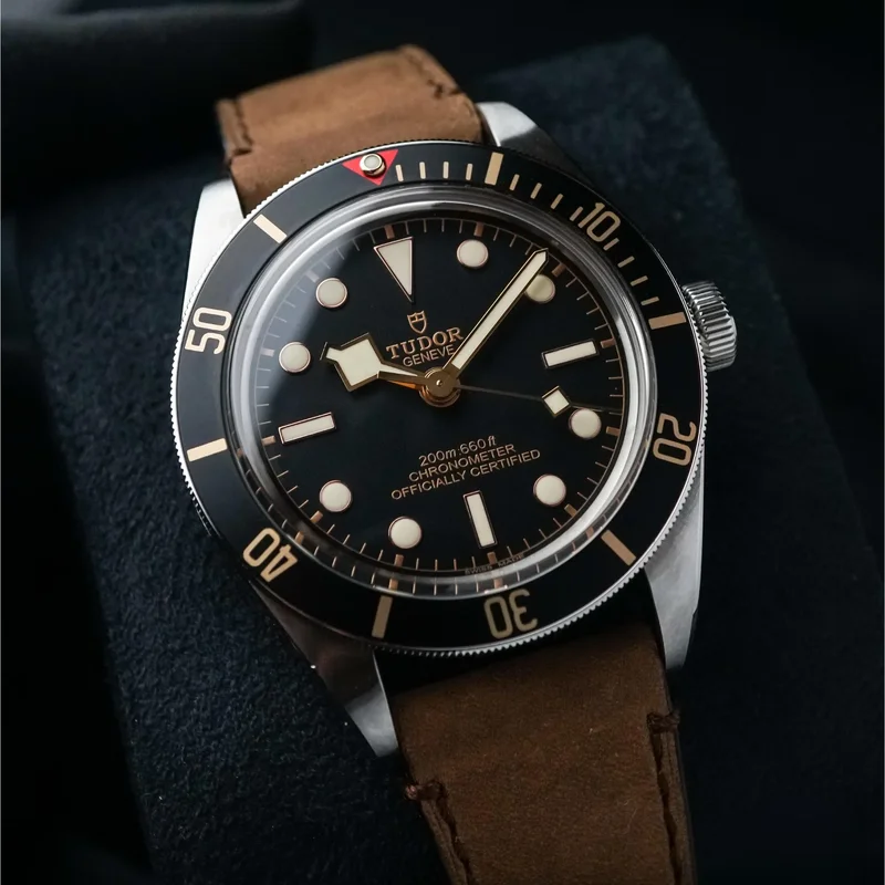 Black Bay 58 39mm With Black Dial Leather Strap