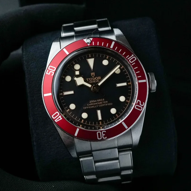 Heritage Black Bay Red Manufacture / Bracelet
