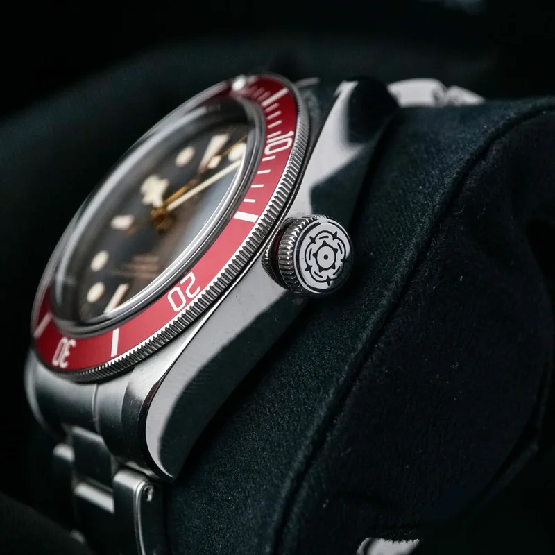 Thumb Heritage Black Bay Red Manufacture / Bracelet