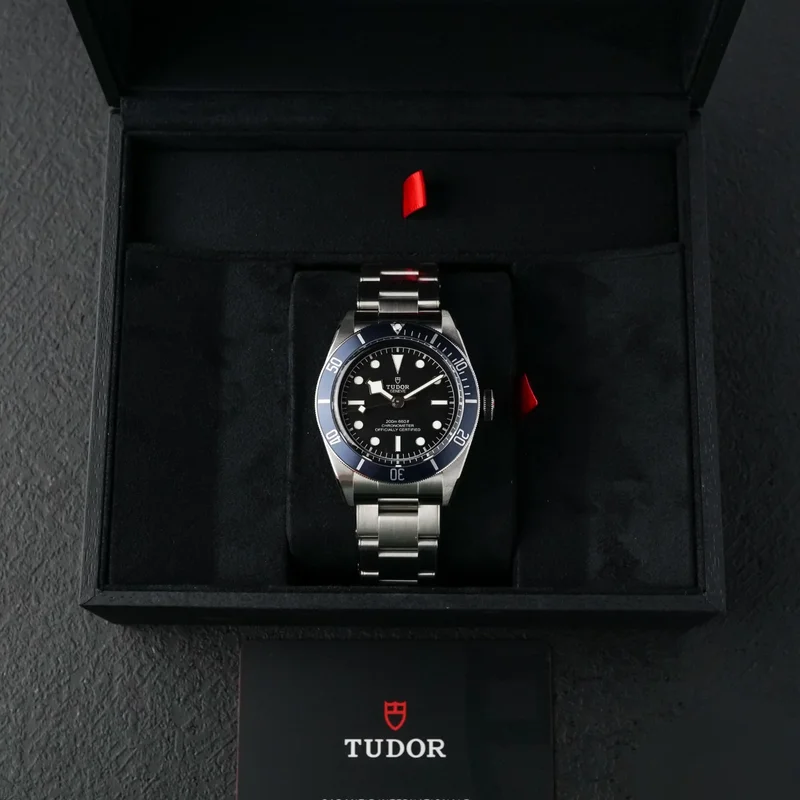 Thumb Black Bay 41 Black Dial with Stainless Steel Bracelet