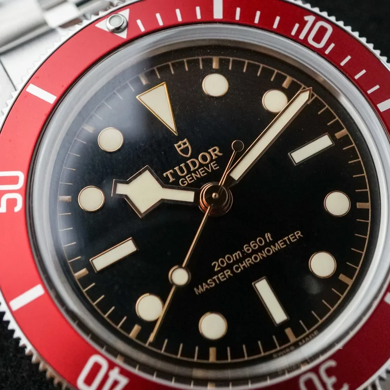 Thumb Black Bay Master Chronometer Stainless Steel - Burgundy / Black / Jubilee