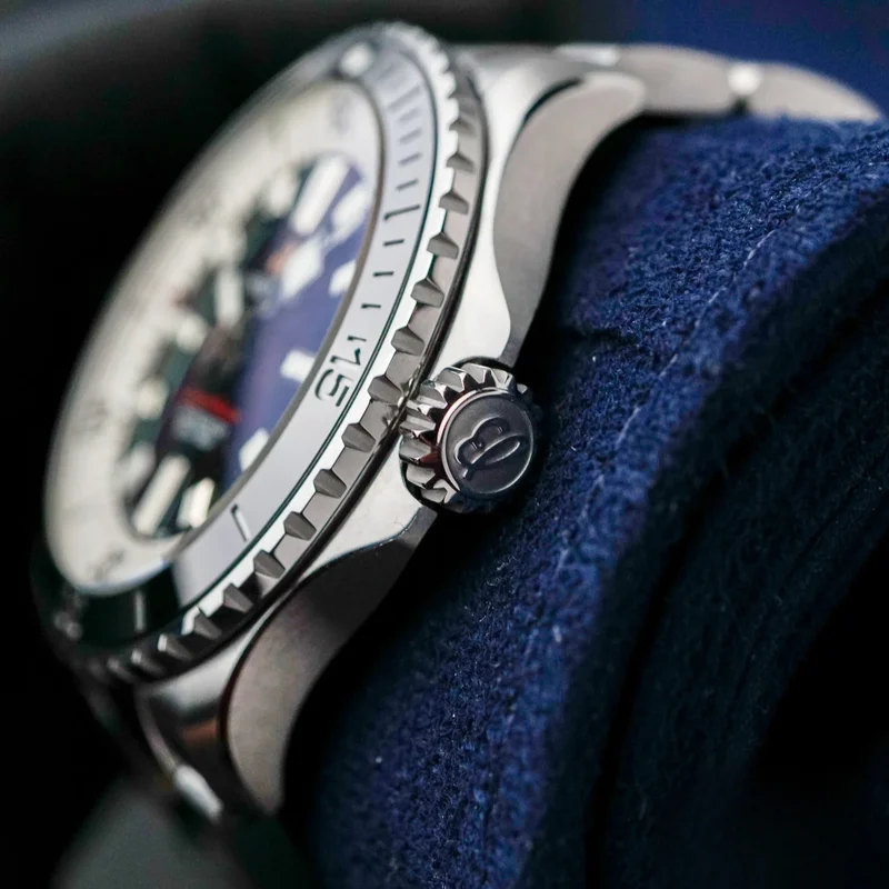 Thumb SuperOcean Automatic 42 Stainless Steel / Black / Bracelet