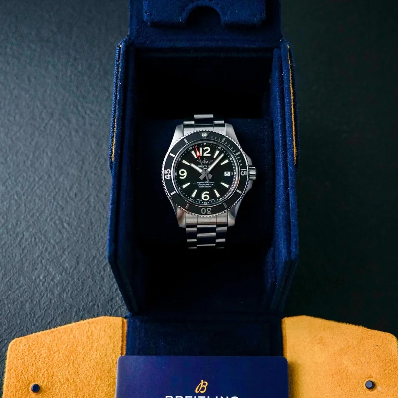 Thumb Superocean 42 Stainless Steel / Black / Bracelet / Japan