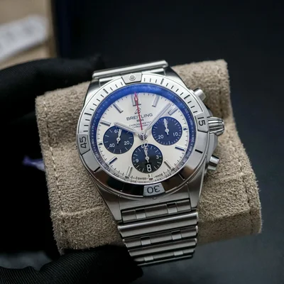 Chronomat B01 42 Stainless Steel / Silver / Rouleaux