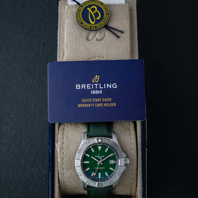 Thumb Avenger Green Dial 42 mm