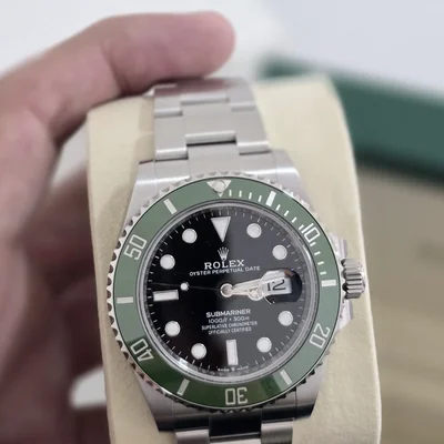 Submariner Date 41 Stainless Steel / Black / Green Cerachrom