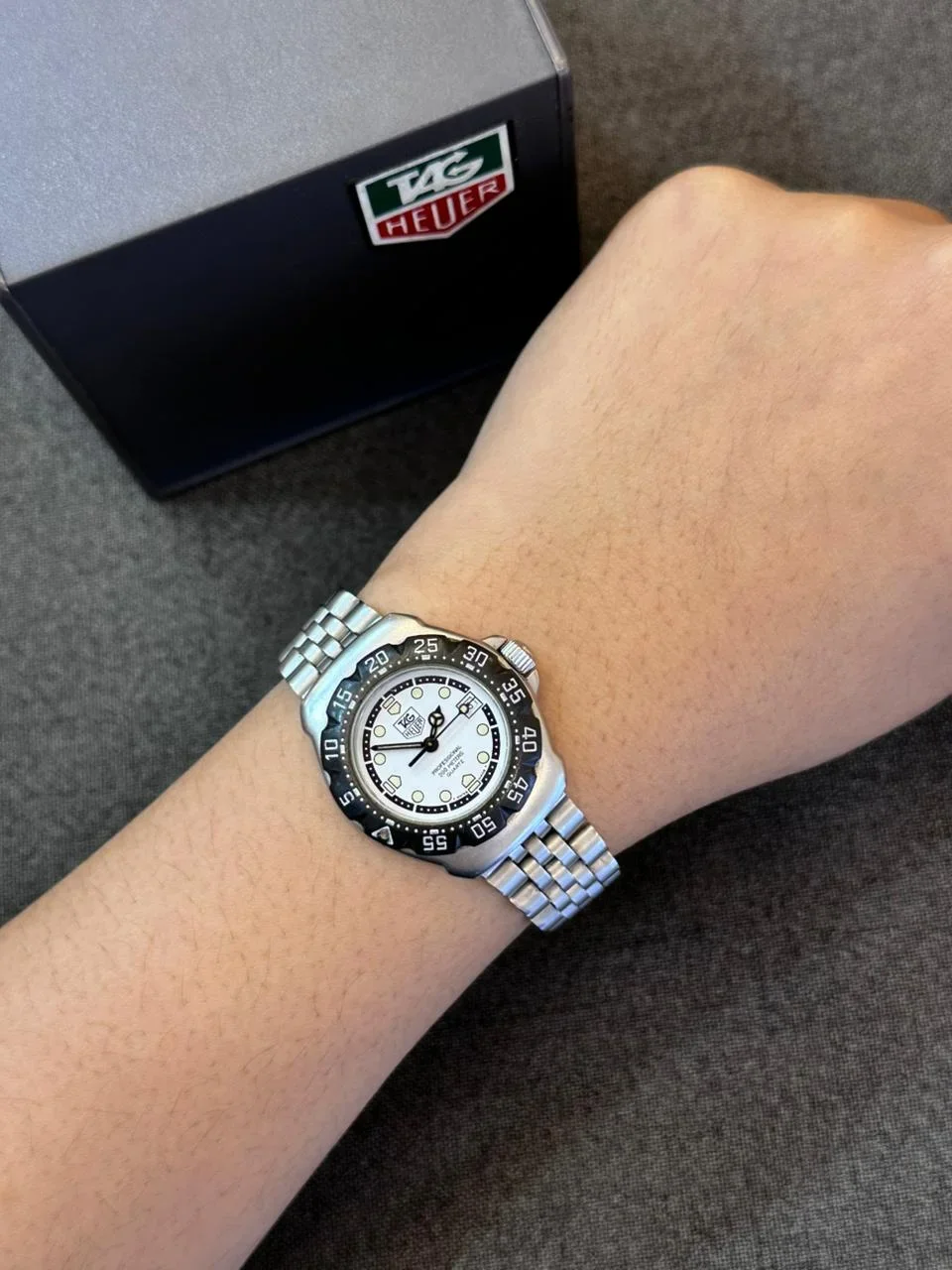 Formula 1 Professional Quartz Ladies / White