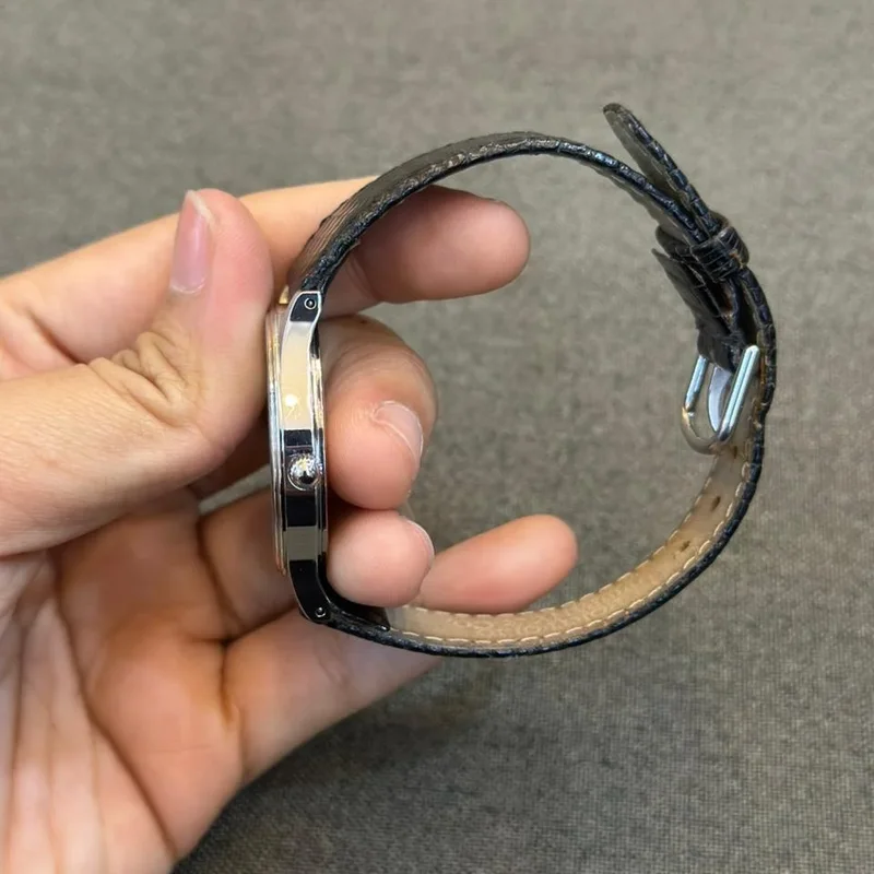 Thumb Portfolio Stainless Steel Quartz / White-Roman