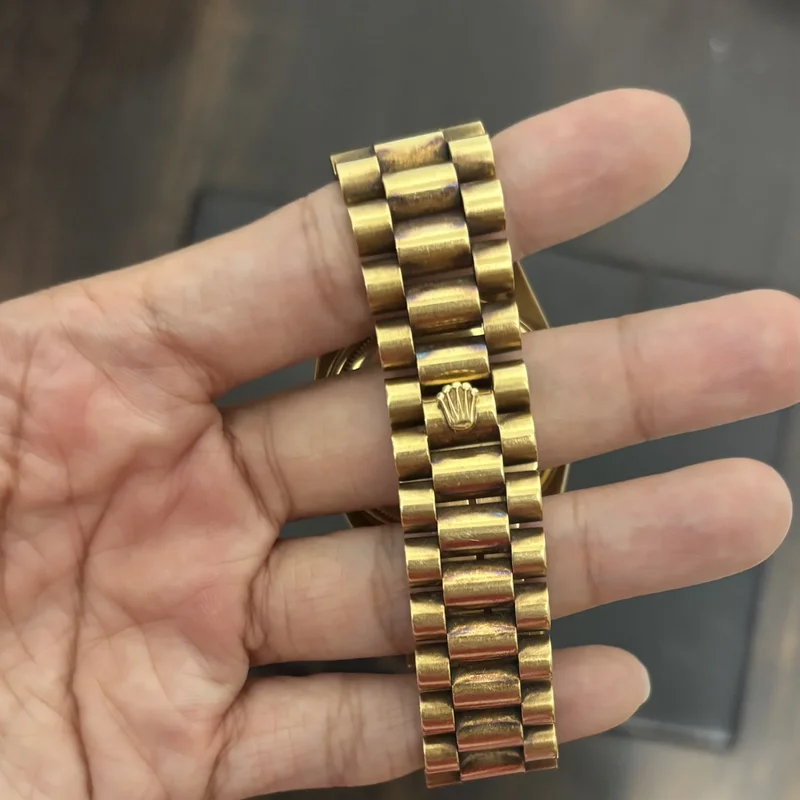 Thumb Day-Date 1803