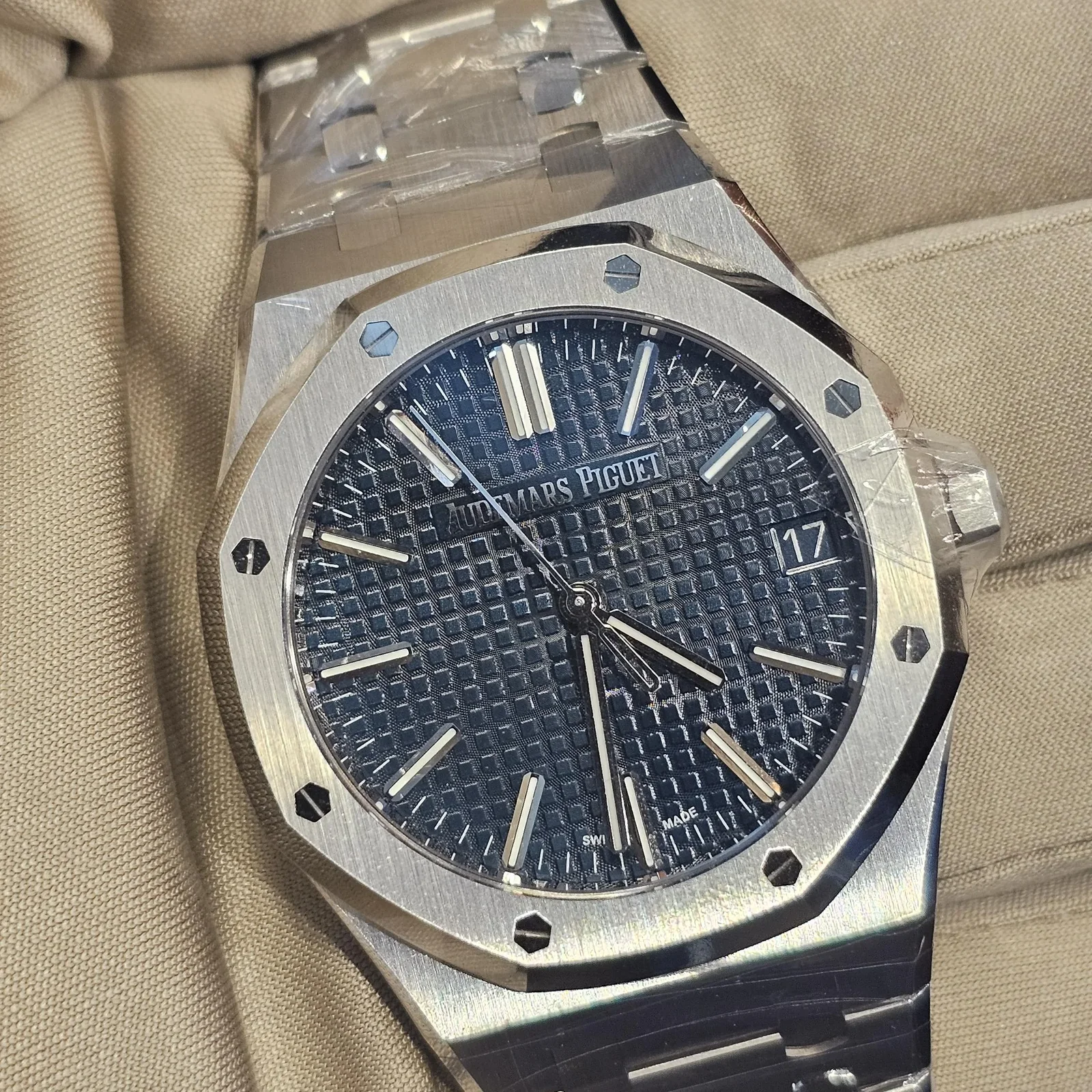 Royal Oak Selfwinding 41 Stainless Steel / Blue