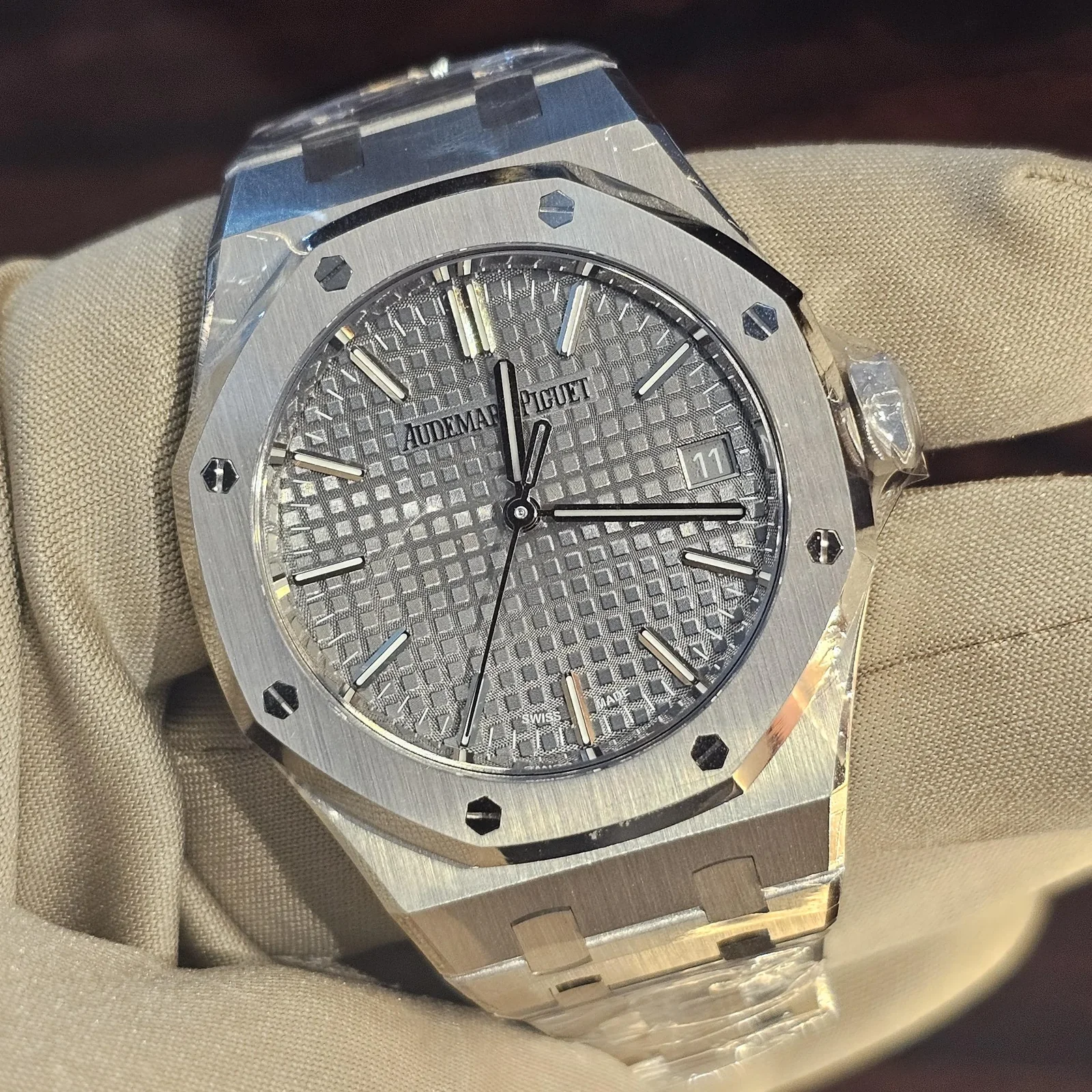 Royal Oak Selfwinding 37 Stainless Steel / Grey