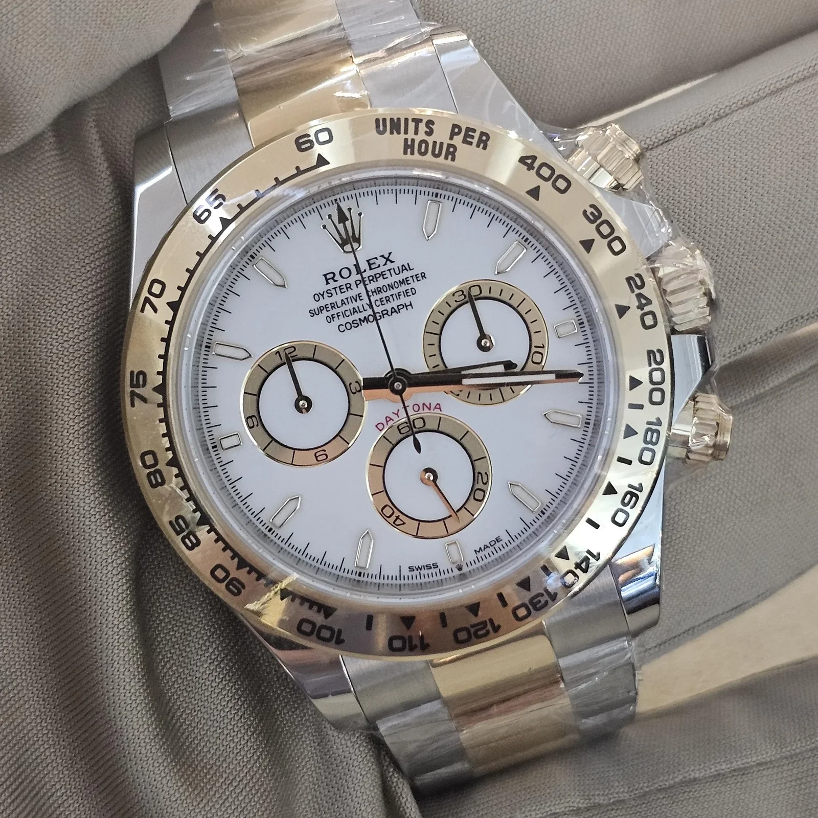 Cosmograph Daytona Stainless Steel - Yellow Gold / White / Oyster