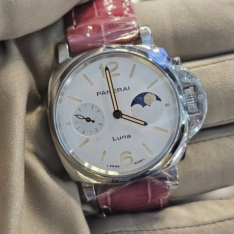 Luminor Due Luna Automatic Stainless Steel / Silver