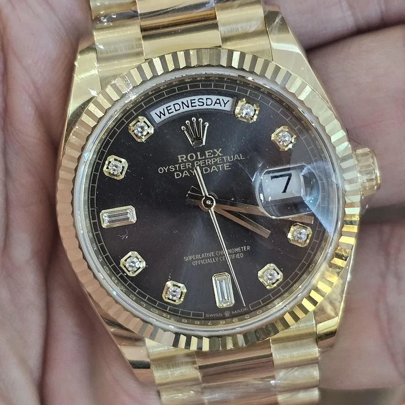 Day-Date 36 Yellow Gold / Fluted / Dark Grey-Diamond / President