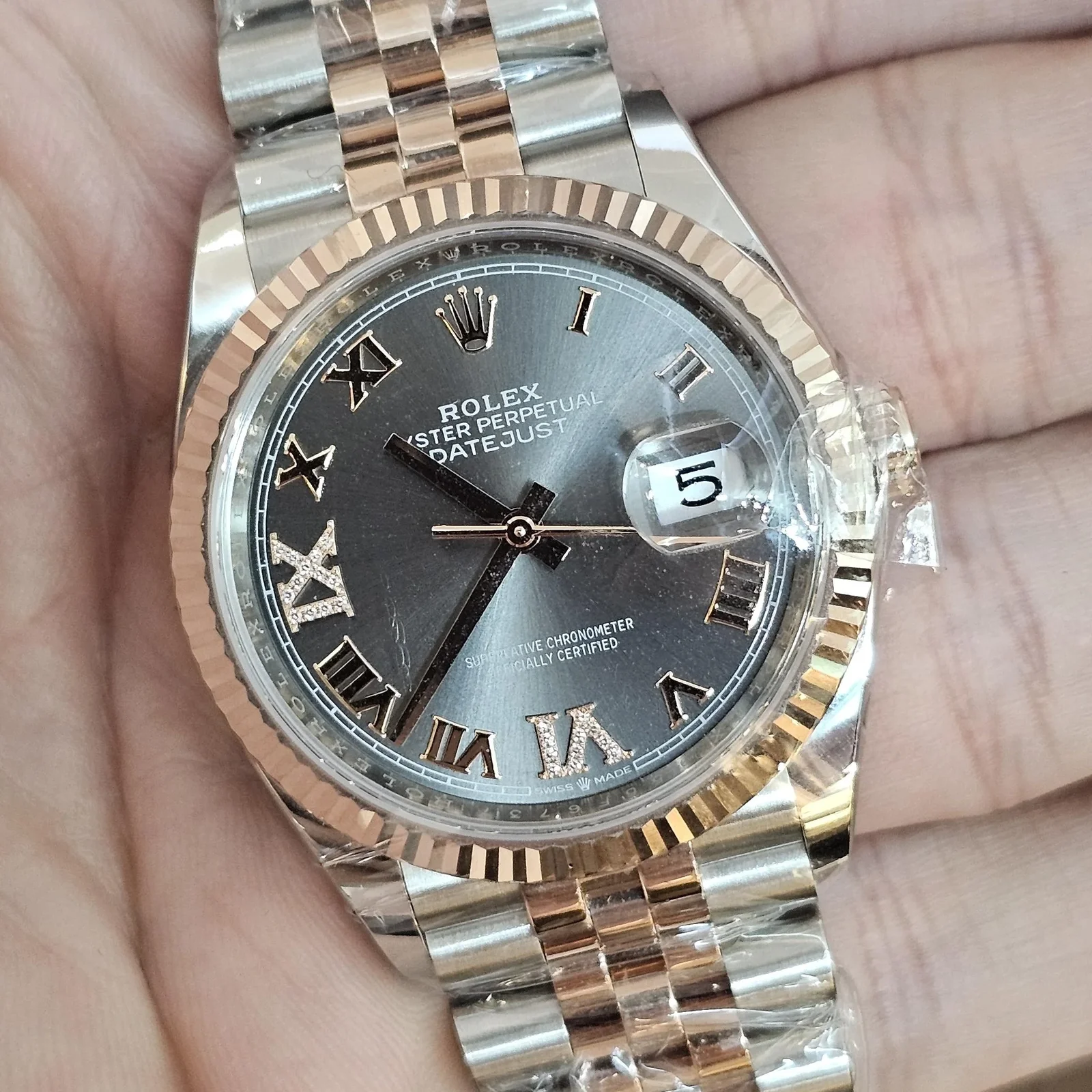 Datejust 36 Stainless Steel / Everose / Fluted / Slate Roman Diamond / Jubilee