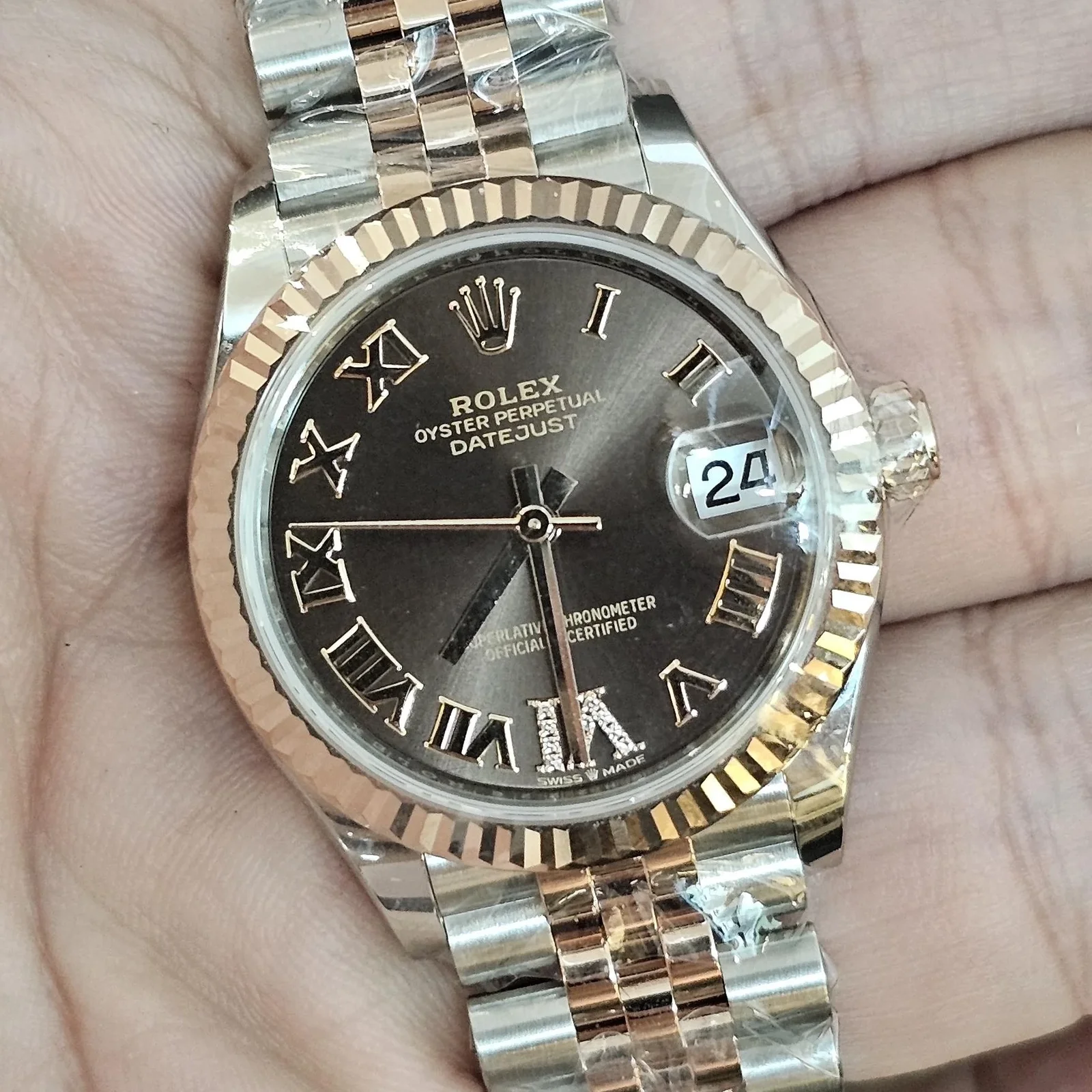 Datejust 31 Stainless Steel/ Rose Gold / Fluted / Chocolate - Roman / Jubilee