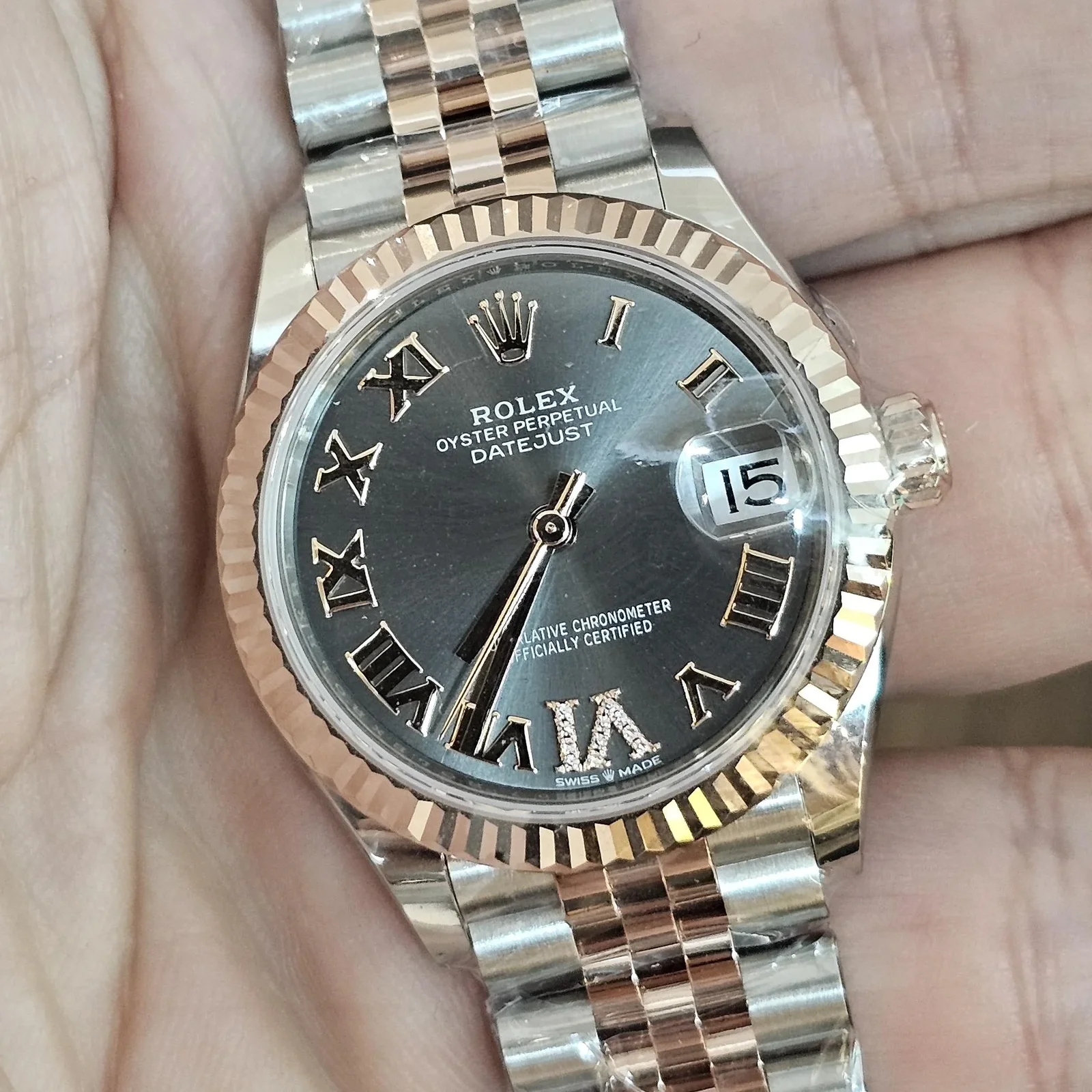 Datejust 31 Stainless Steel/ Rose Gold / Fluted / Grey - Roman / Jubilee