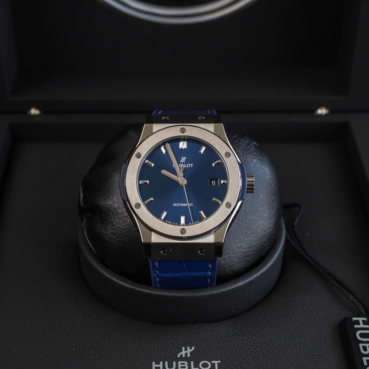 Classic Fusion 42 Titanium / Blue / Rubber