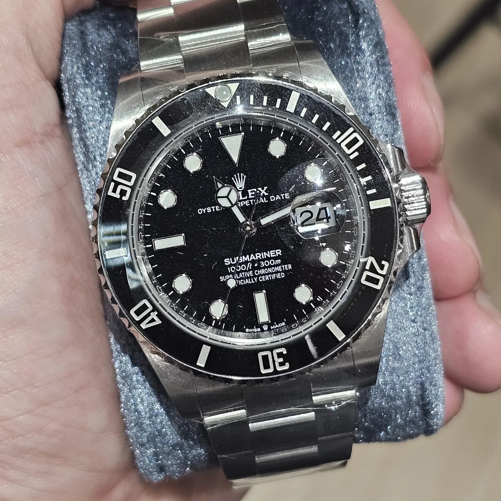 Submariner Date 41 Stainless Steel / Black / Cerachrom