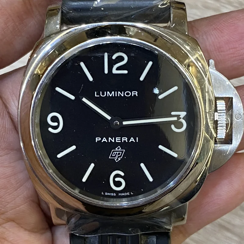 Luminor Base Logo