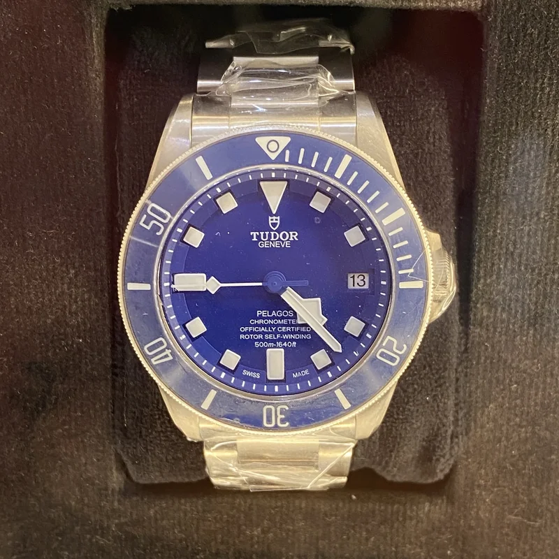 Pelagos Titanium / Blue / Bracelet