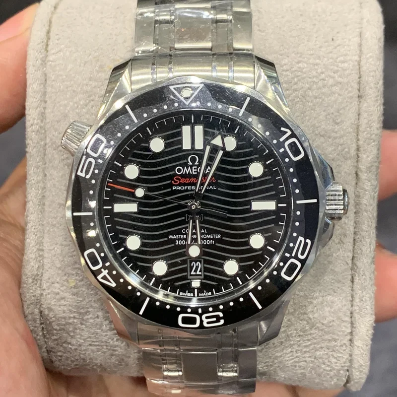 Seamaster Diver 300M Master Co-Axial 42 Stainless Steel / Black / Bracelet