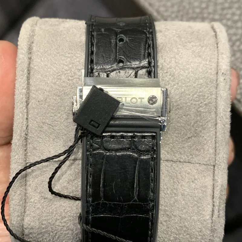 Thumb Classic Fusion 42 Titanium / Black / Rubber
