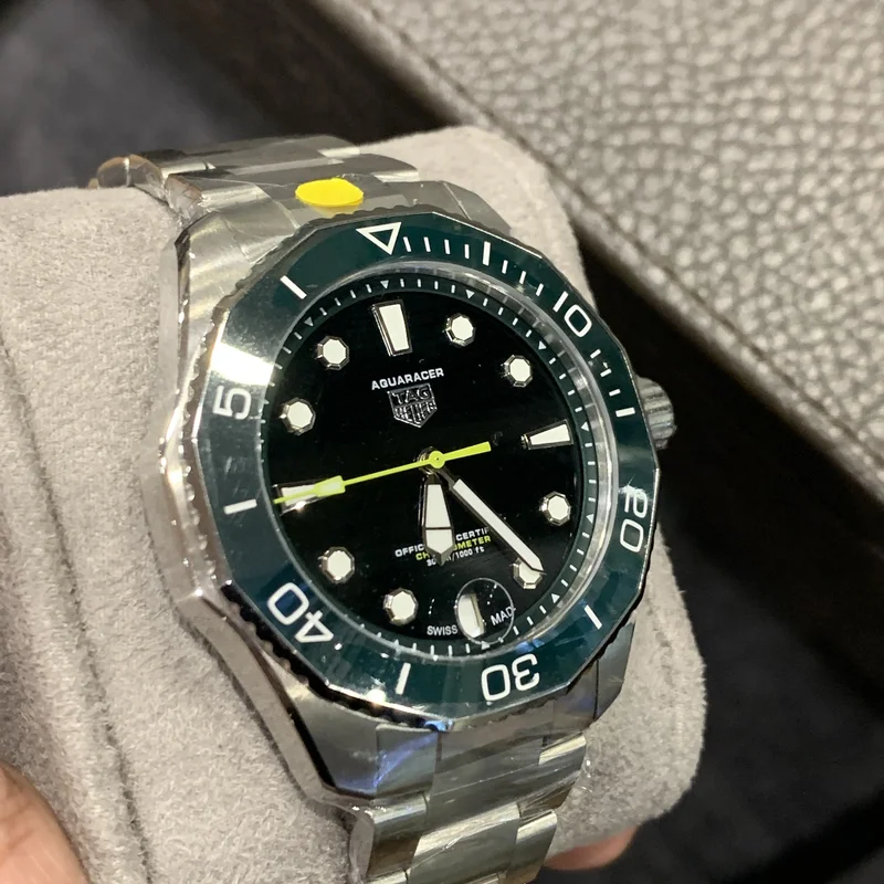 Thumb Aquaracer Professional 300 Date 42 Stainless Steel / Green