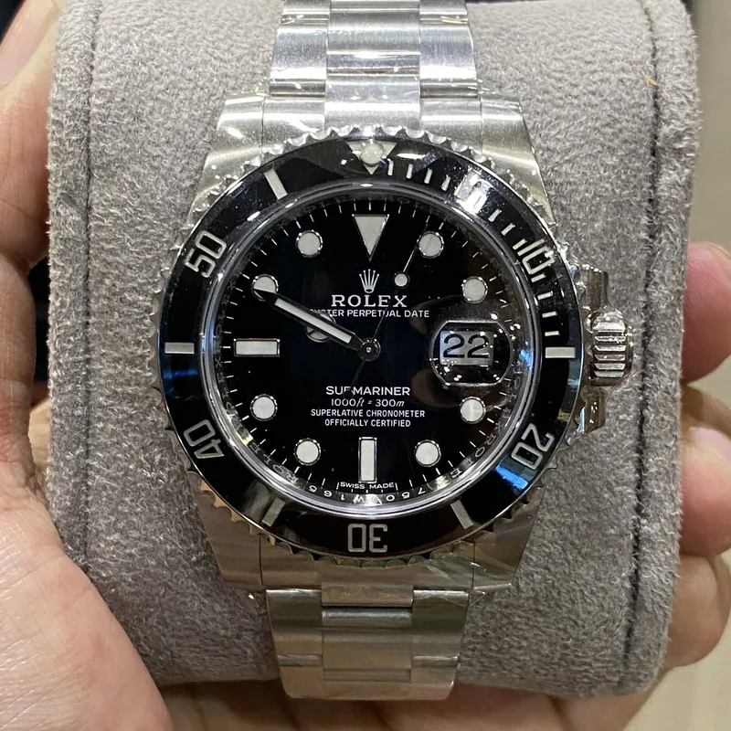 Submariner Date Stainless Steel / Black / Cerachom