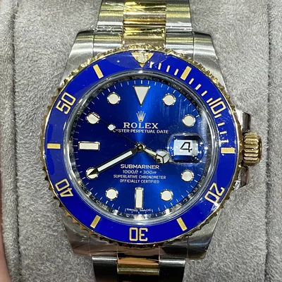 Submariner Date Rolesor / Blue / Cerachrom