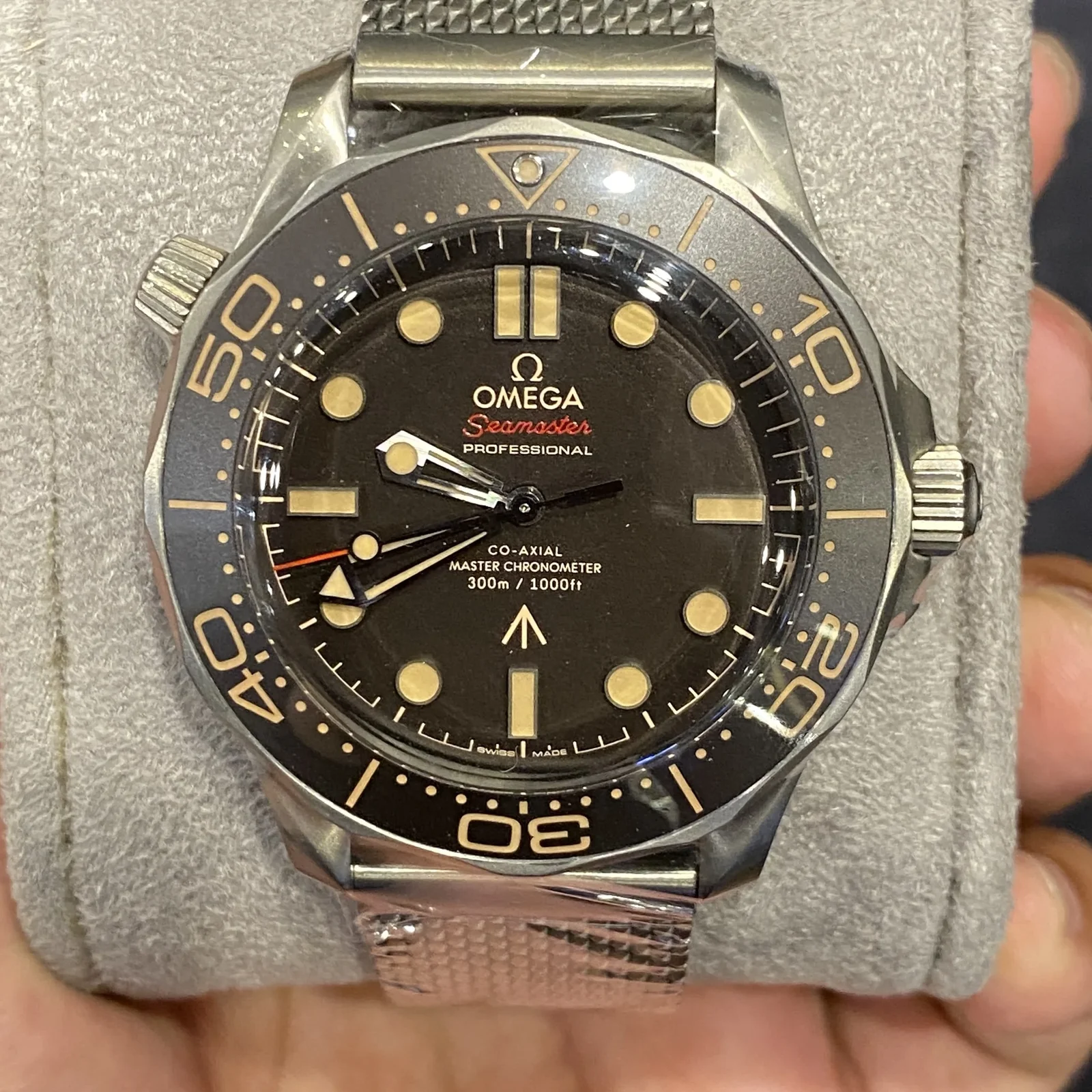 Seamaster Diver 300M Master Co-Axial 42 James Bond No Time to Die / Bracelet