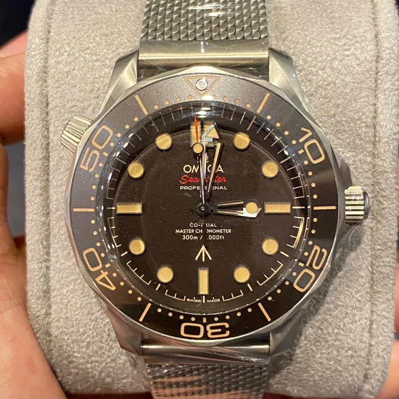 Seamaster Diver 300M Master Co-Axial 42 James Bond No Time to Die / Bracelet