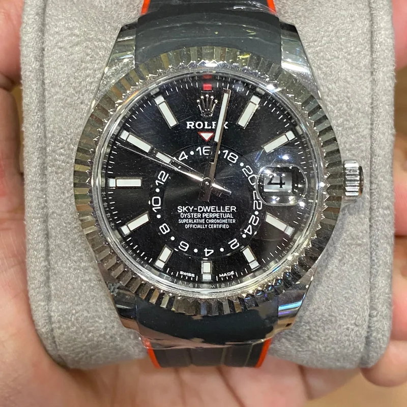 Sky-Dweller Stainless Steel / White Gold / Black