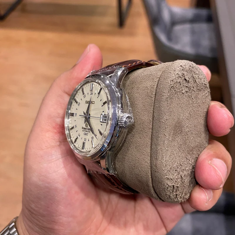 Thumb Automatic Hi Beat 36000 GMT Stainless Steel / Silver / Strap