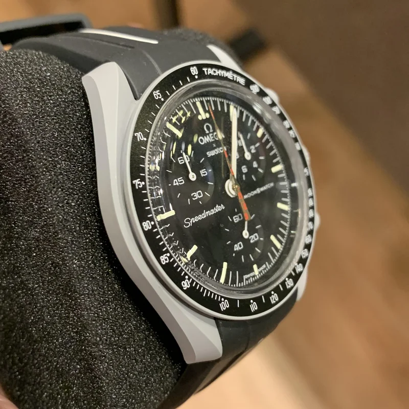 Thumb MoonSwatch Mission to Moonshine Gold