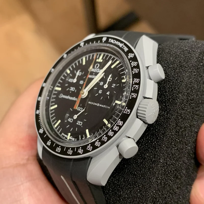 Thumb MoonSwatch Mission to Moonshine Gold