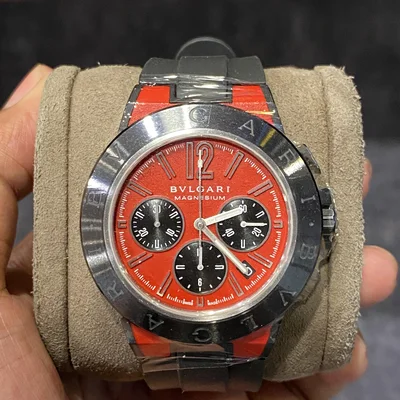 Diagono Magnesium 42 Chronograph / Red