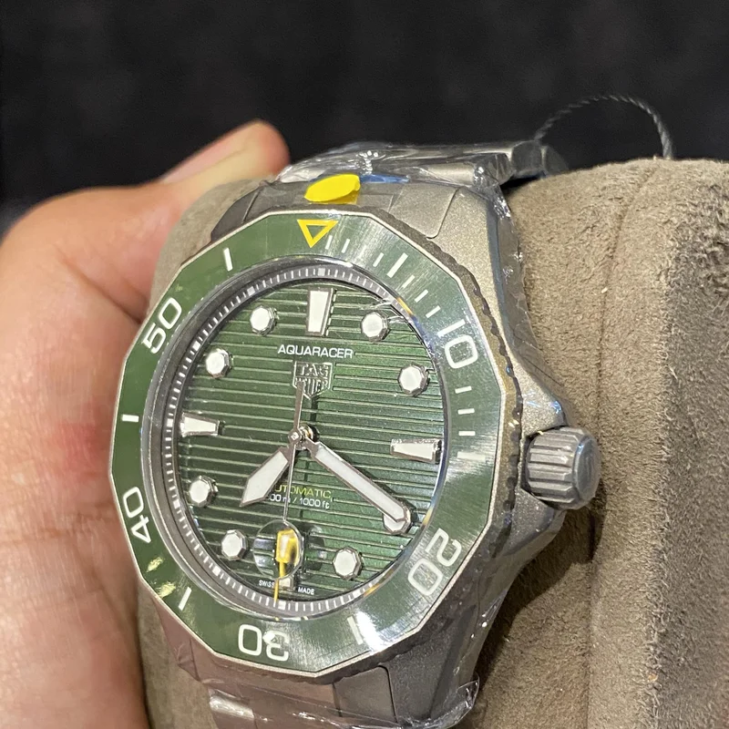 Thumb Aquaracer Professional 300 43 Titanium / Green