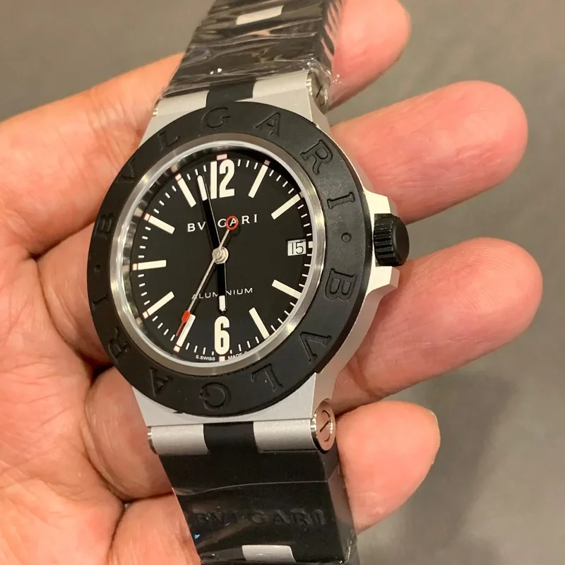 Thumb Aluminium Automatic Black