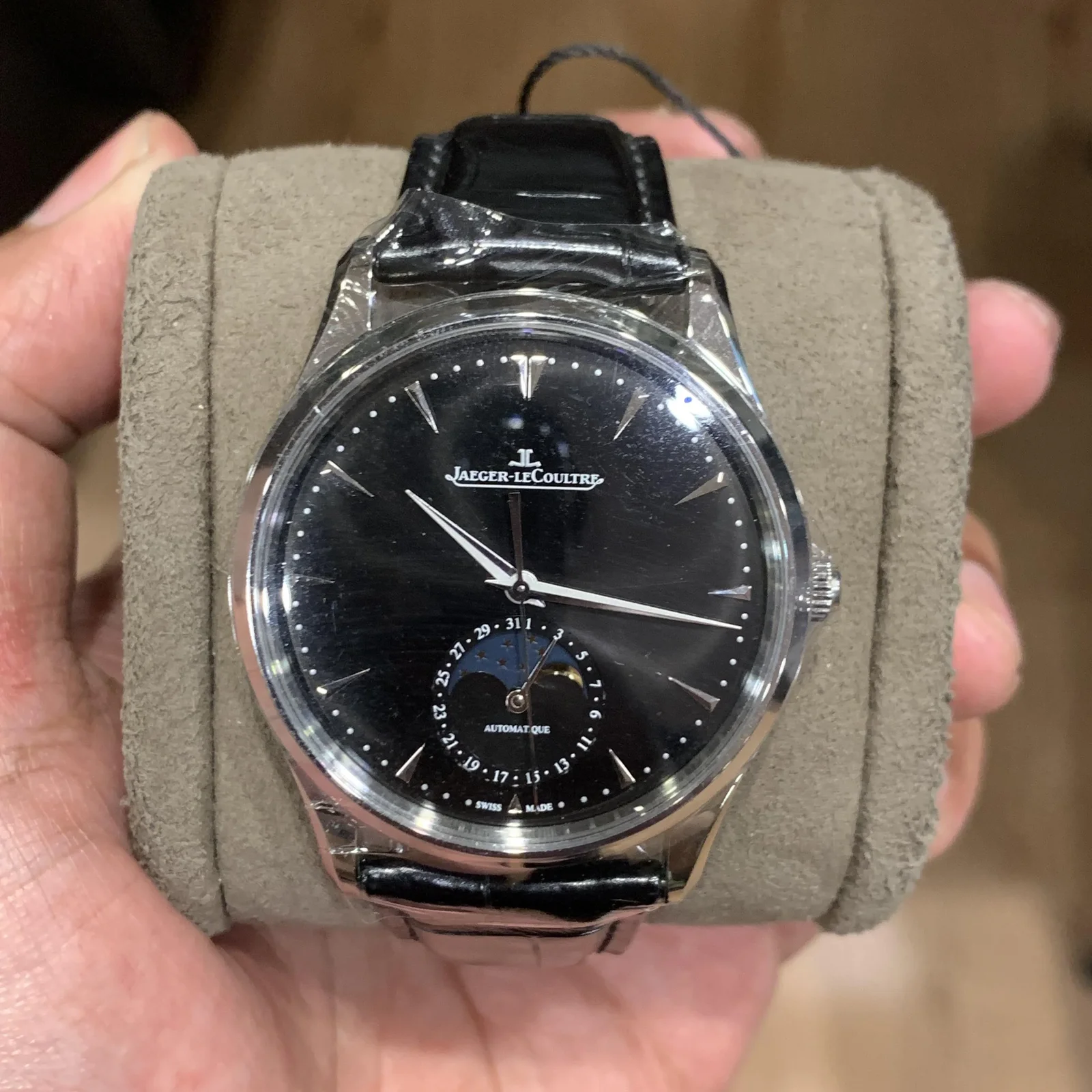 Master Ultra Thin Moon Stainless Steel / Black / Alligator