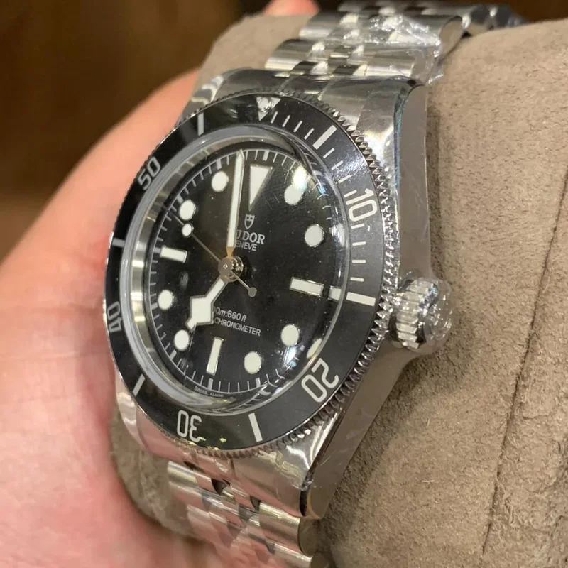 Thumb Black Bay Master Chronometer Stainless Steel / Black / Jubilee