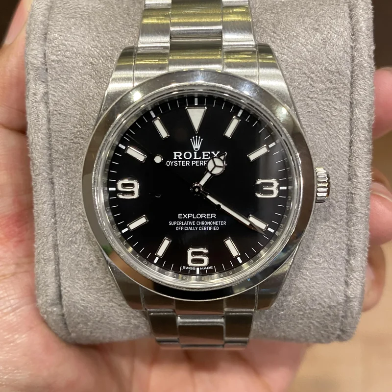Explorer 39 Stainless Steel / Black