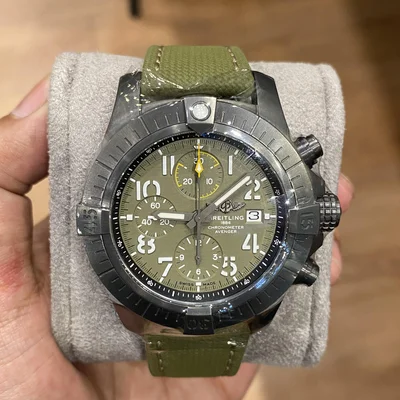Avenger Chronograph 45 Night Mission / Green / Military / Pin