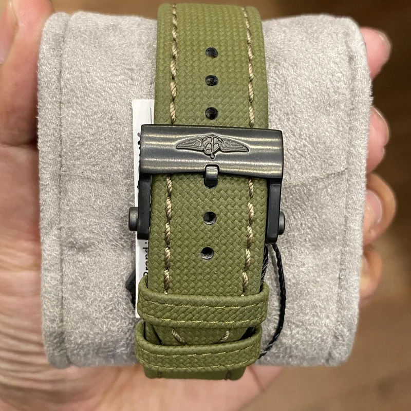 Thumb Avenger Chronograph 45 Night Mission / Green / Military / Pin