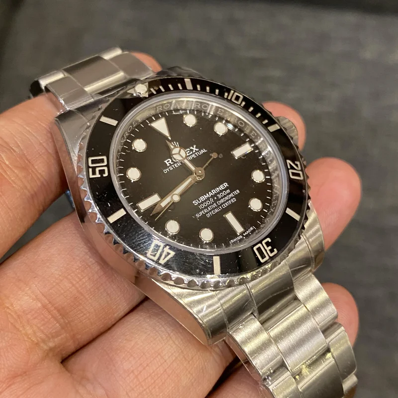 Thumb Submariner No-Date / Stainless Steel / Black / Cerachrom