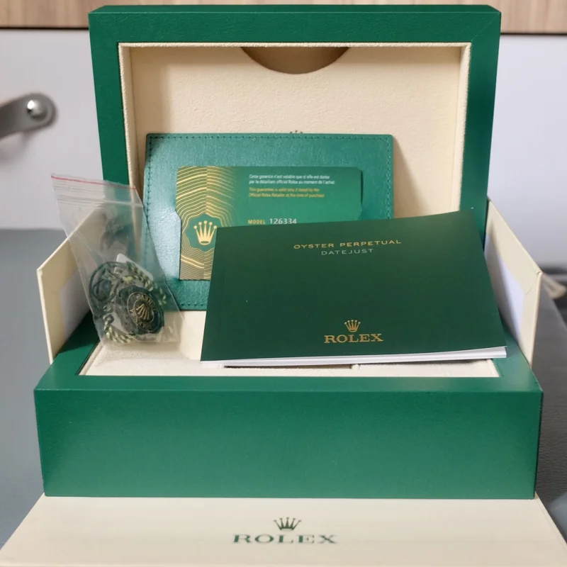 Thumb Datejust 41 Stainless Steel Fluted / Jubilee / Silver